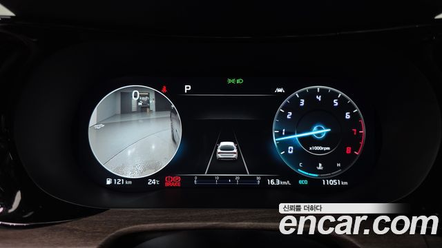 Kia K5 2023 — photo 11