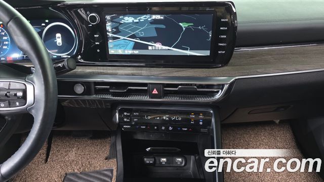 Kia K5 2023 — photo 20