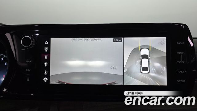 Kia K5 2023 — photo 23