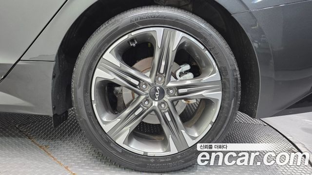 Kia K5 2023 — photo 7