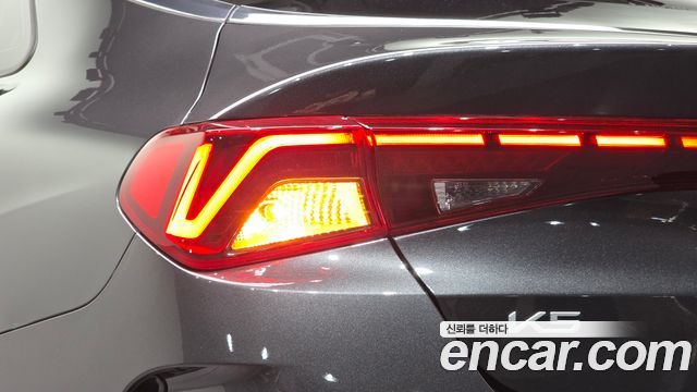 Kia K5 2023 — photo 9