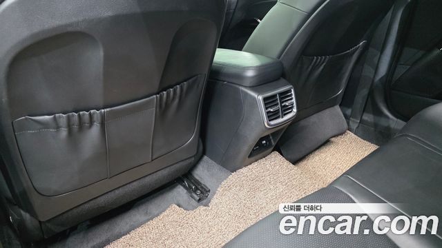 Kia K5 2023 — photo 29