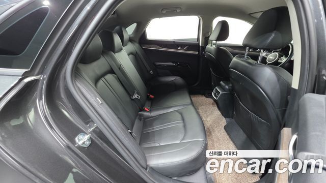 Kia K5 2023 — photo 30