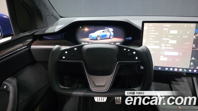 Tesla Model X 2023 — photo 19