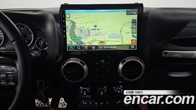 Jeep Wrangler 2015 — photo 19