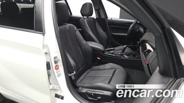 BMW 1-Series 2015 — photo 16
