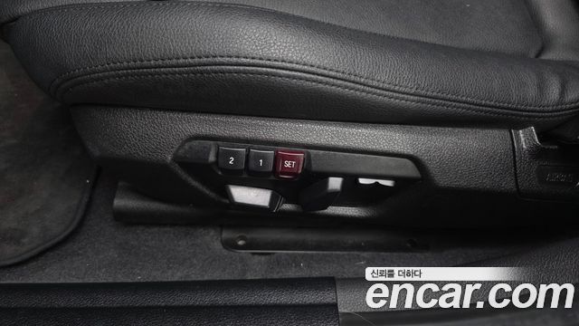 BMW 1-Series 2015 — photo 30