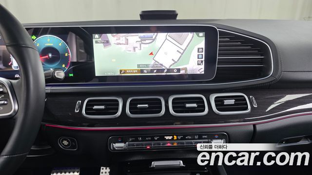 Mercedes-Benz GLE-Class 2023 — photo 20