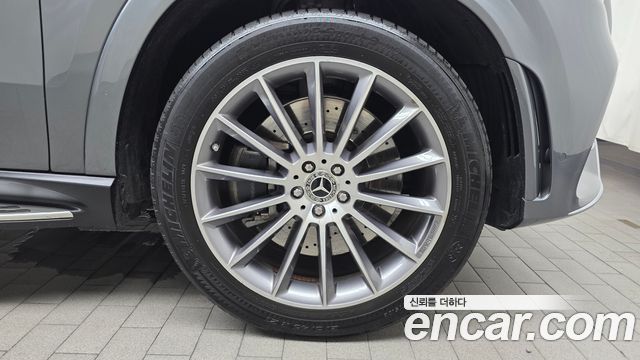 Mercedes-Benz GLE-Class 2023 — photo 7