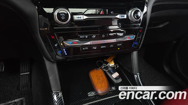 Ford Explorer 2022 — photo 23