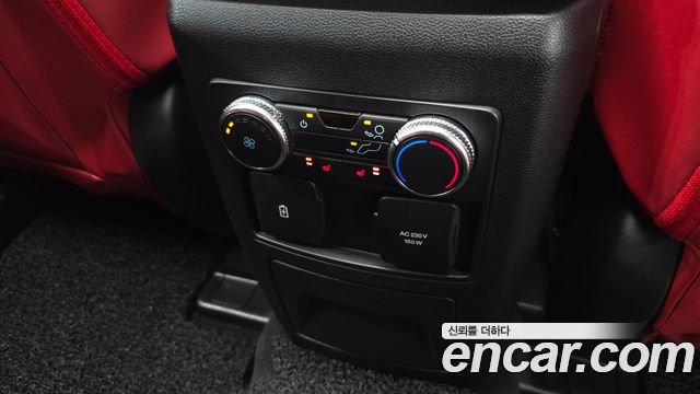 Ford Explorer 2022 — photo 25
