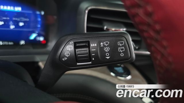 Ford Explorer 2022 — photo 31