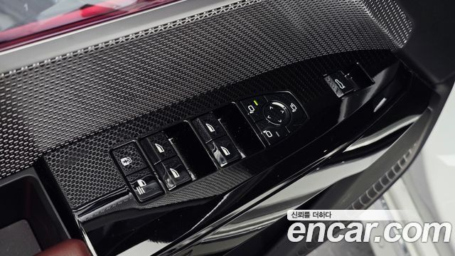 BMW 7-Series 2023 — photo 27