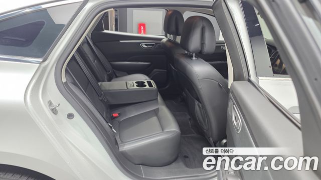Renault Korea SM6 2019 — photo 18