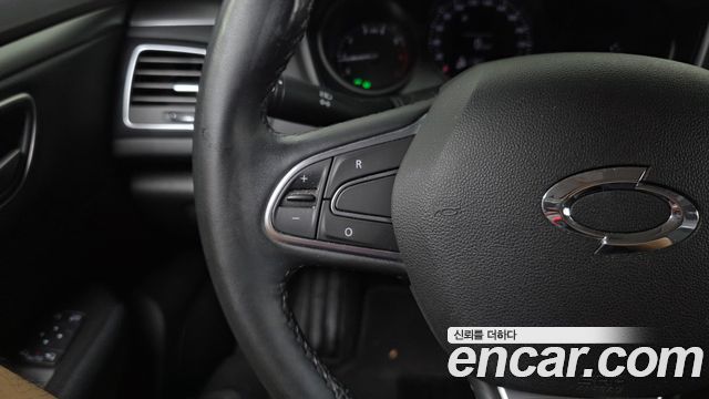 Renault Korea SM6 2019 — photo 23
