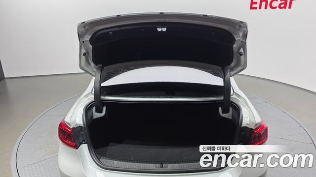 Renault Korea SM6 2019 — photo 26