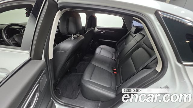 Renault Korea SM6 2019 — photo 16