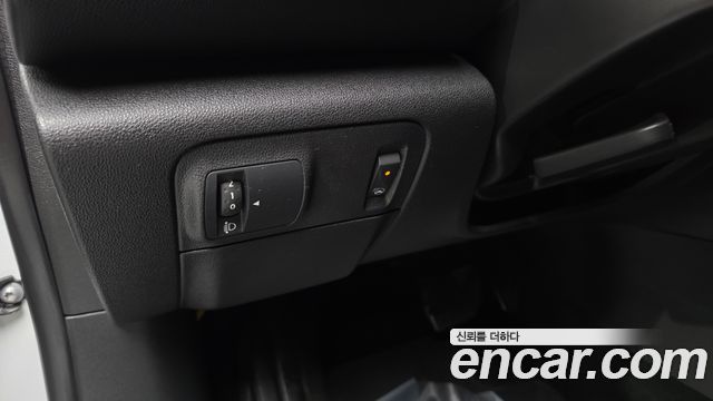 Renault Korea SM6 2019 — photo 28