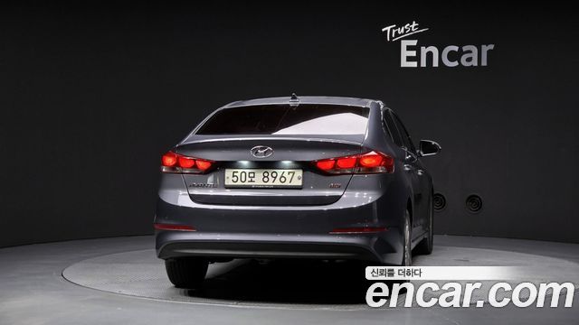 Hyundai AVANTE 2017 — photo 4