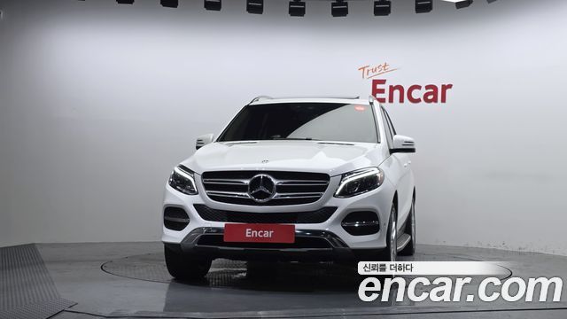 Mercedes-Benz GLE-Class 2018 — photo 3