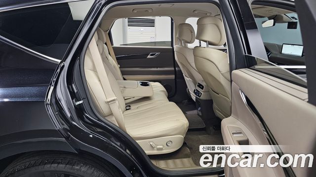 Genesis GV80 2023 — photo 17