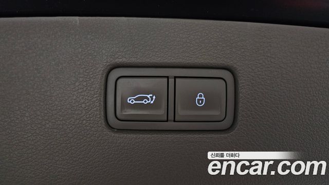 Genesis GV80 2023 — photo 25