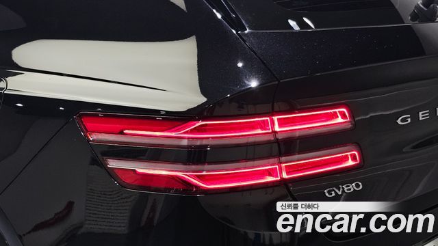Genesis GV80 2023 — photo 9