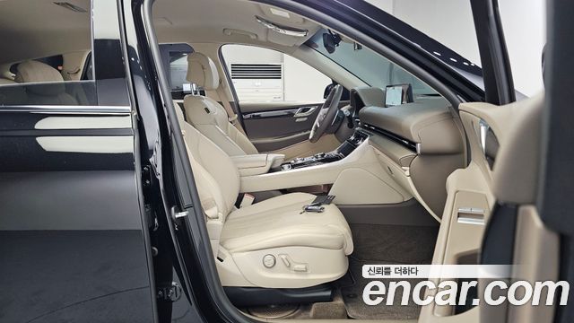 Genesis GV80 2023 — photo 16