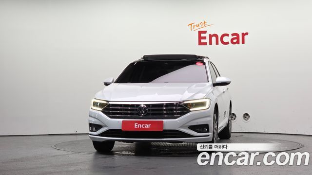 Volkswagen Jetta 2021 — photo 3