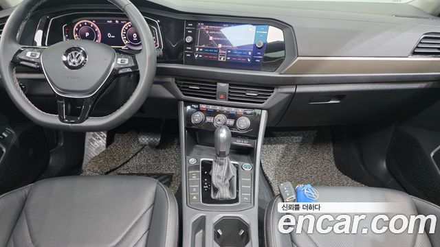 Volkswagen Jetta 2021 — photo 15