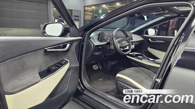 Kia EV6 2022 — photo 13