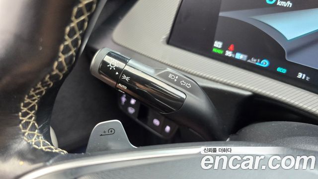 Kia EV6 2022 — photo 29