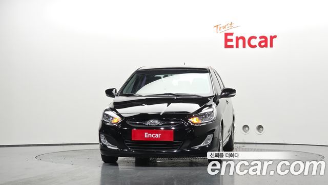 Hyundai Accent 2014 — photo 3