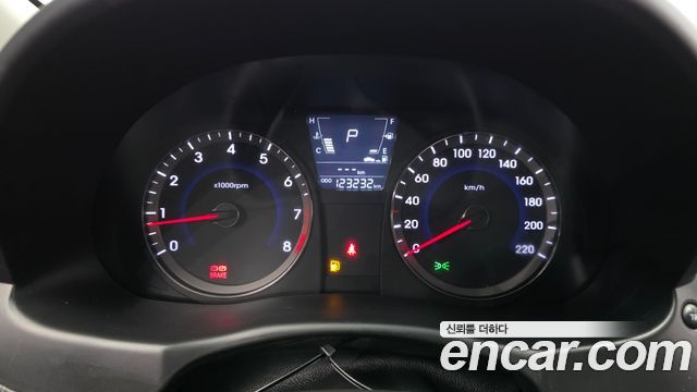 Hyundai Accent 2014 — photo 8