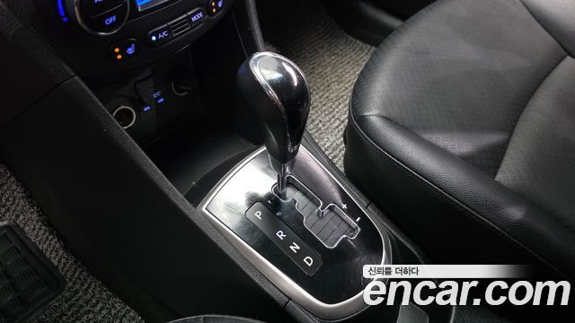 Hyundai Accent 2014 — photo 9
