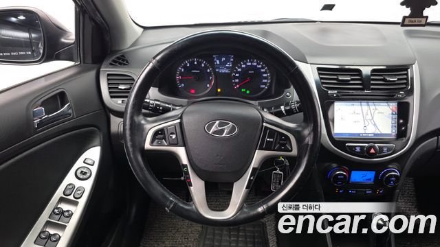 Hyundai Accent 2014 — photo 13