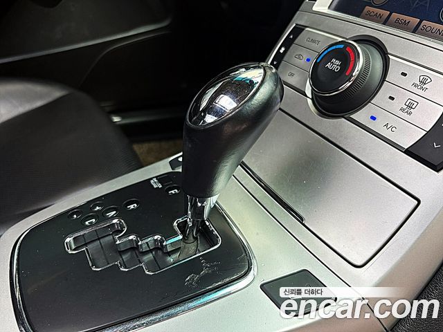 Hyundai Genesis 2010 — photo 9