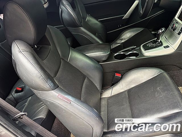 Hyundai Genesis 2010 — photo 10