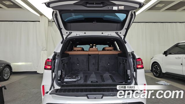 BMW X5M 2021 — photo 26