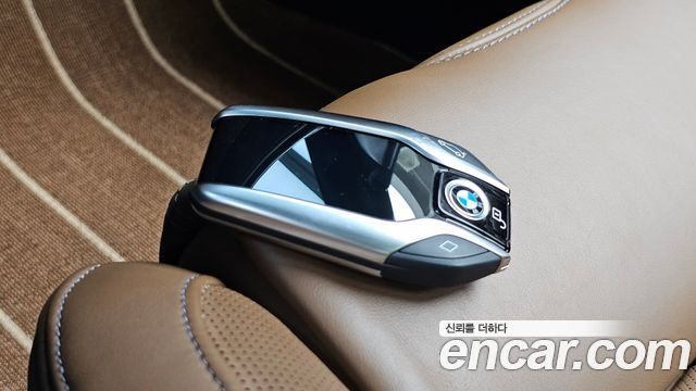 BMW X5M 2021 — photo 31