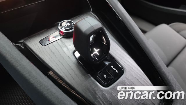 Polestar Polestar 2 2025 — photo 12