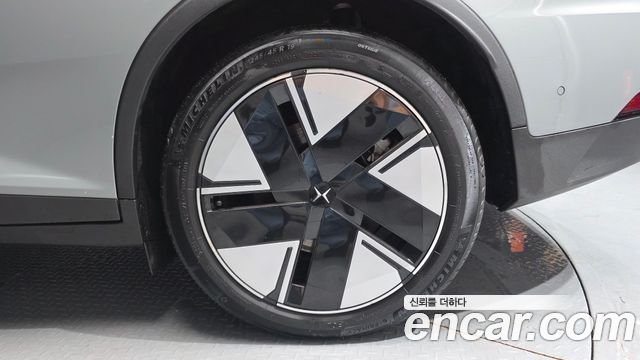 Polestar Polestar 2 2025 — photo 7