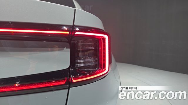 Polestar Polestar 2 2025 — photo 9