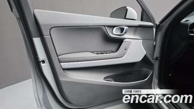Polestar Polestar 2 2025 — photo 14
