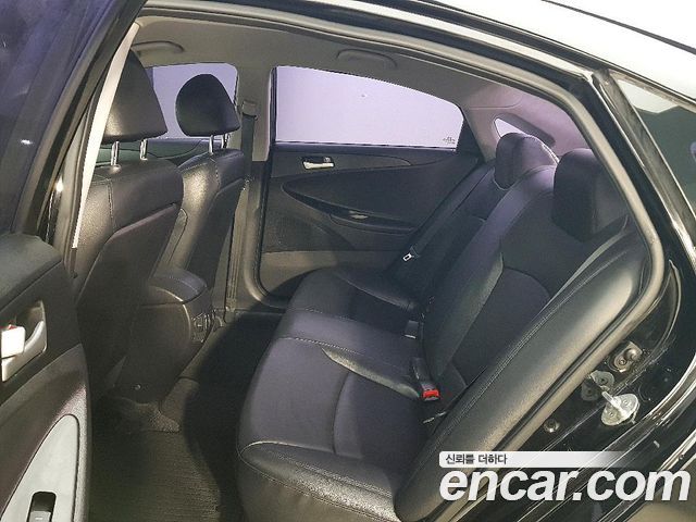 Hyundai Sonata 2014 — photo 9