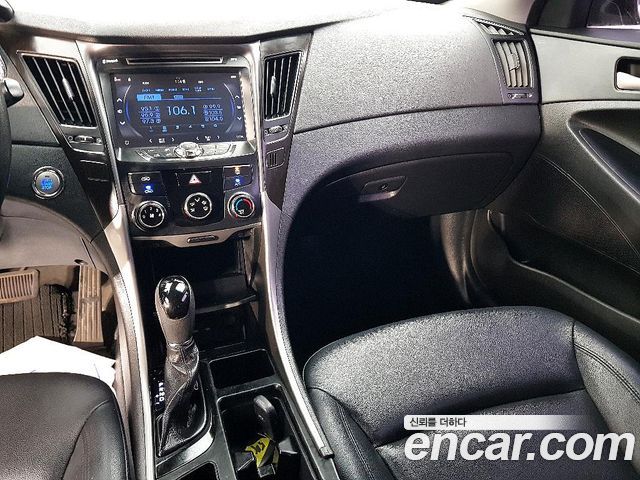Hyundai Sonata 2014 — photo 10