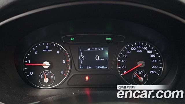 Kia Sorento 2016 — photo 8