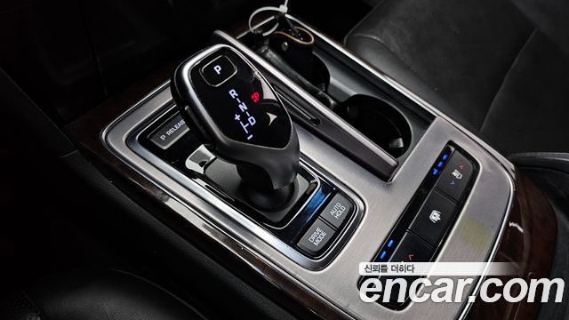 Hyundai Equus 2013 — photo 9