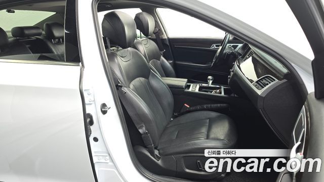 Genesis G80 2017 — photo 12