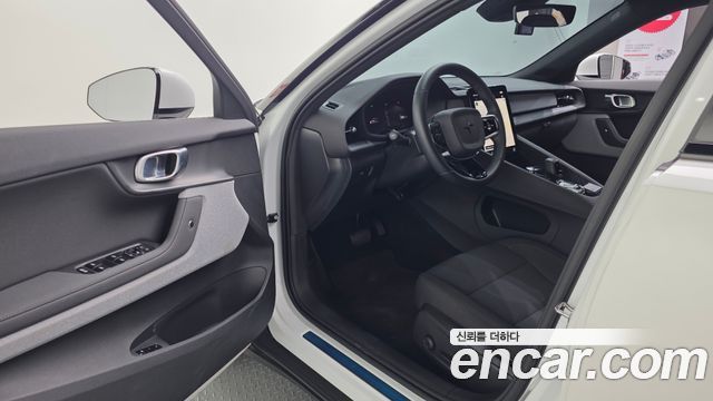 Polestar Polestar 2 2023 — photo 13